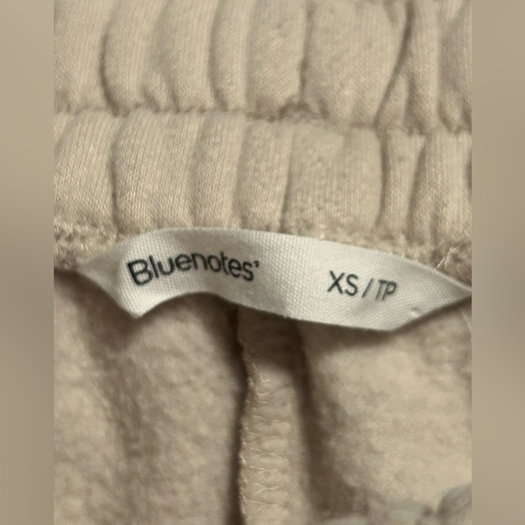 Womens Sweatshorts - Picture 3 of 3